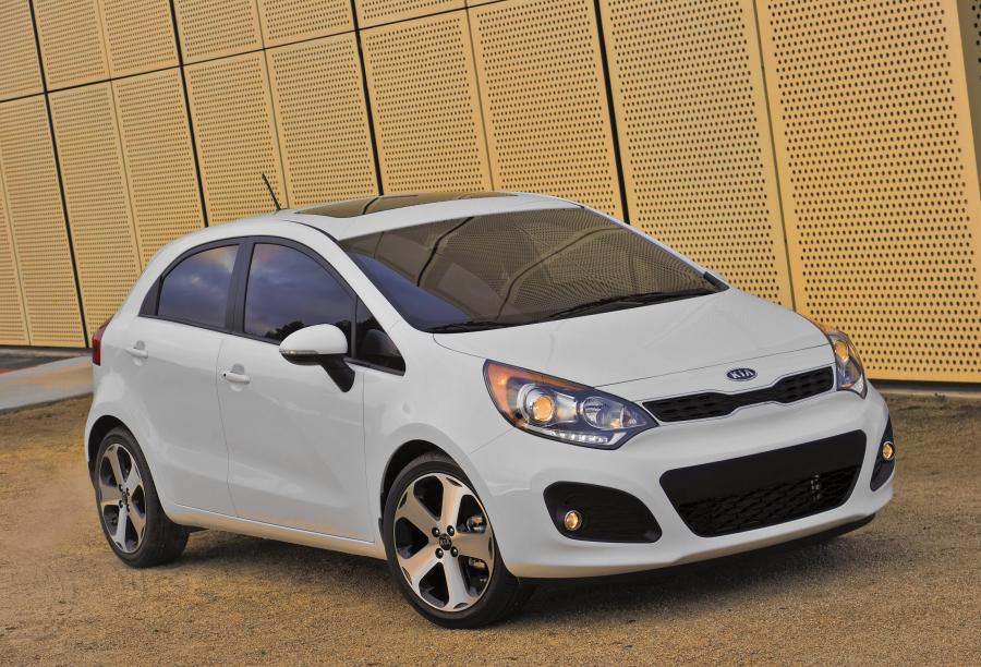 Kia Rio 5-Door 2011 года  (US) (фото 63 из 76)